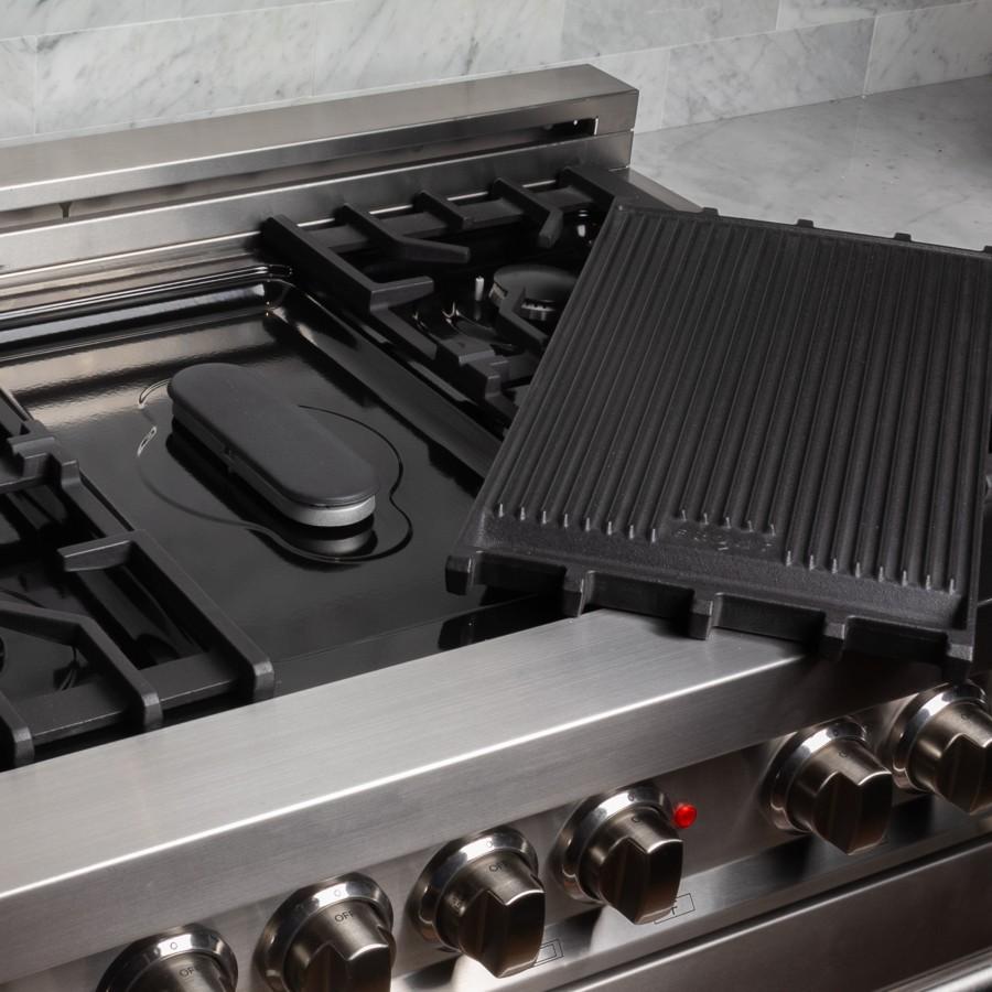 ZLINE 48" Stainless Steel 6.0 cu.ft. 7 Gas Burner/Electric Oven Range with Griddle RA48